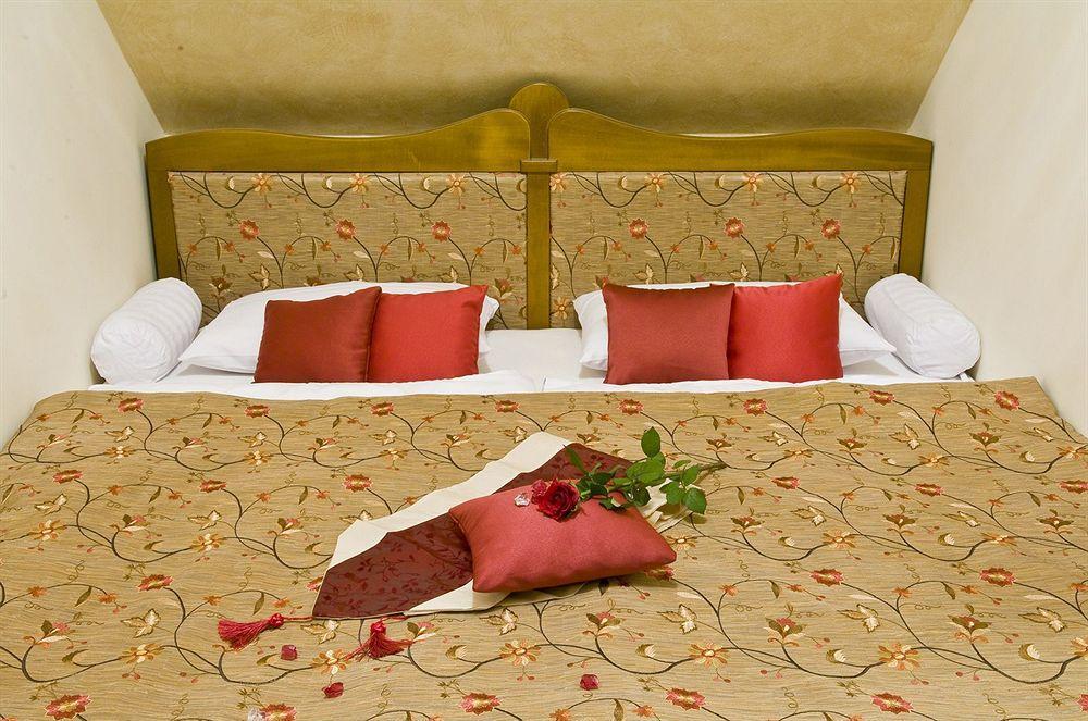 Amira Boutique Hotel Heviz Wellness & Spa Eksteriør bilde